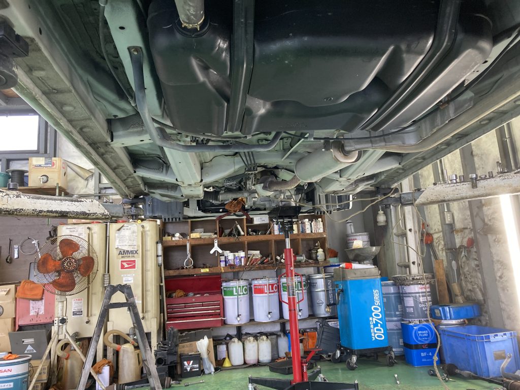 トランスミッションオイル漏れ修理