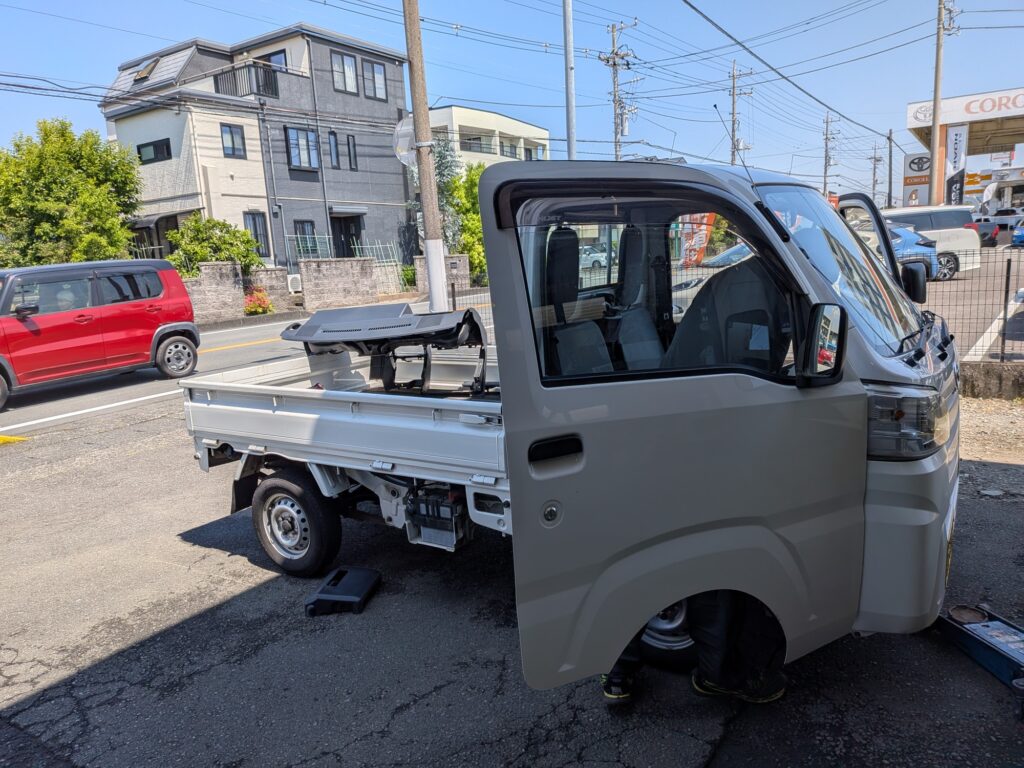 軽トラックエアコン修理